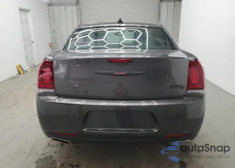 2023 Chrysler 300 S from USA, damaged, VIN 2C3CCABG8PH620397